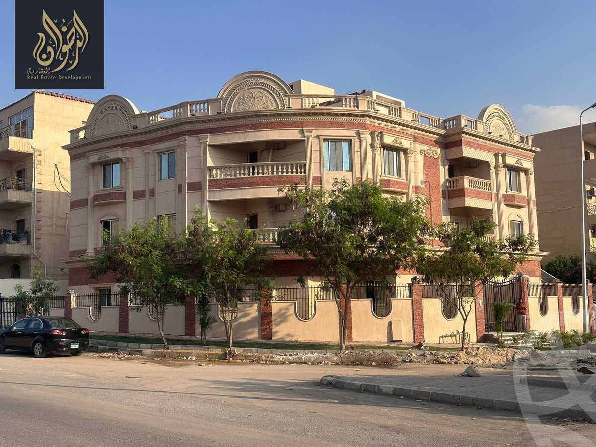 https://aqarmap.com.eg/ar/listing/6382150-for-sale-cairo-new-cairo-first-settlement-mhwr-mstfy-kml