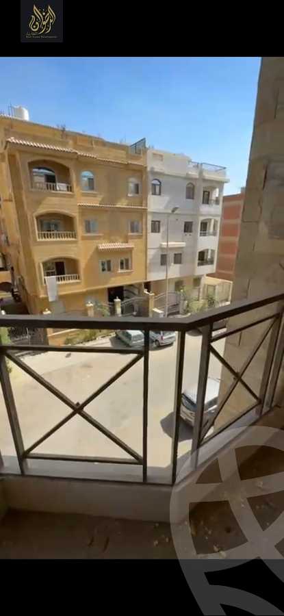 https://aqarmap.com.eg/en/listing/6485103-for-sale-cairo-new-cairo-mohammed-nagib-axis-st