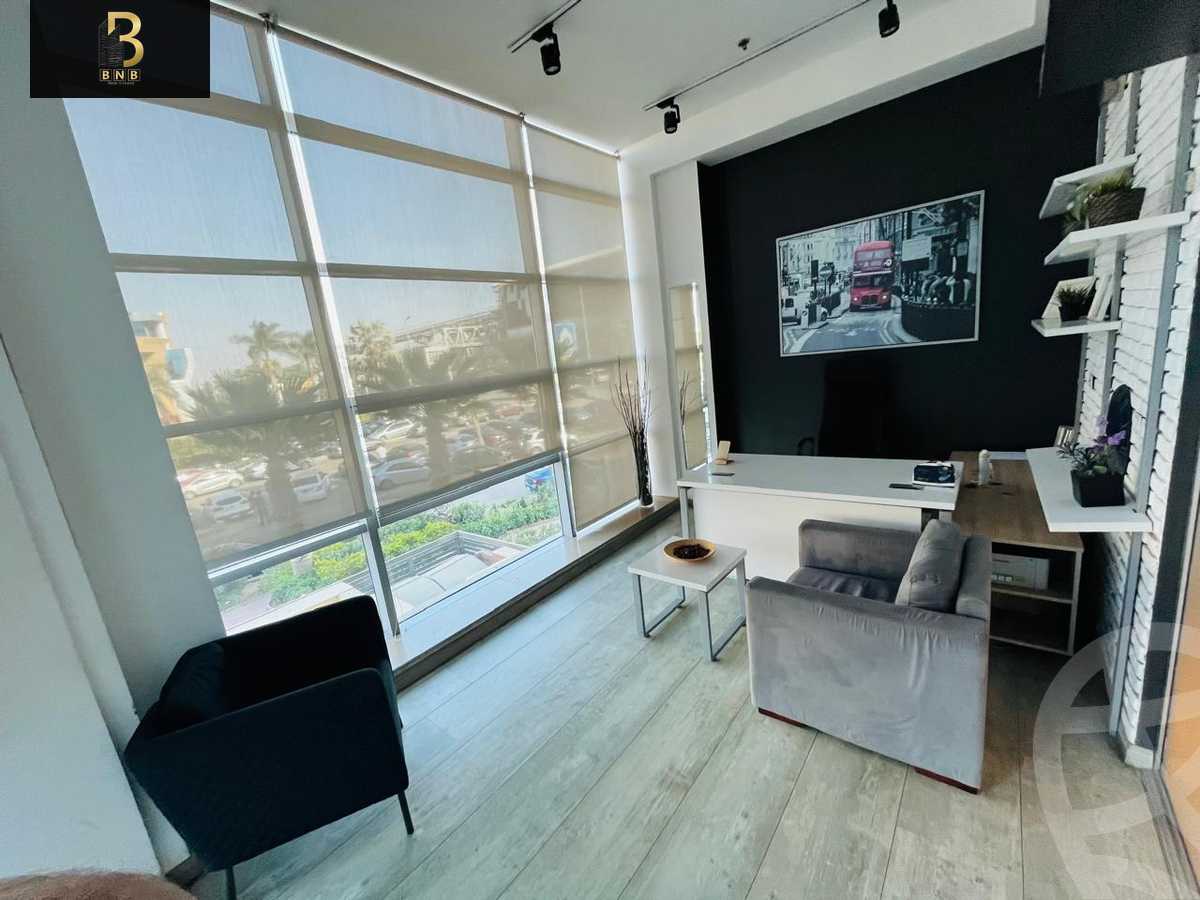 https://aqarmap.com.eg/en/listing/5048481-for-rent-cairo-new-cairo-90th-street-90th-between-mountain-view-roundabout-and-auc