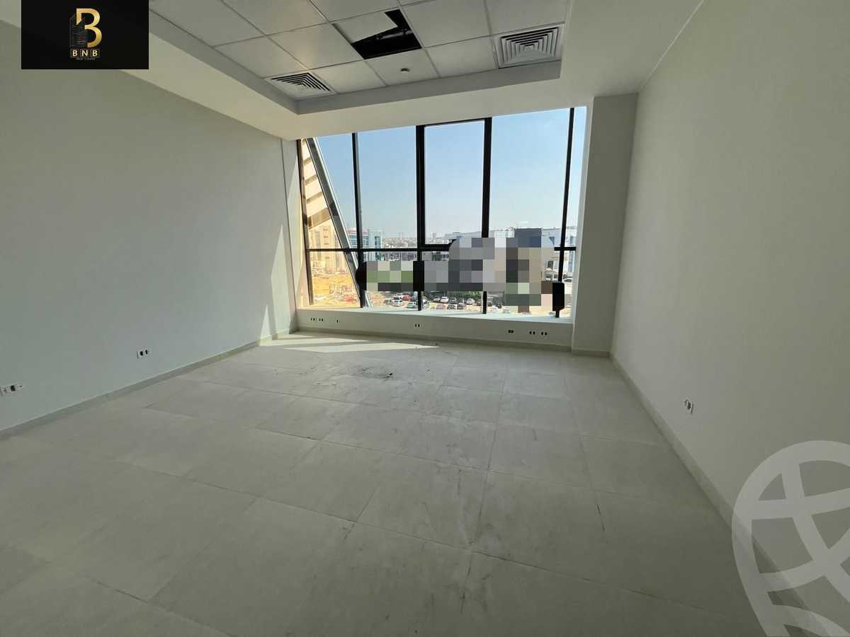 https://aqarmap.com.eg/ar/listing/5071147-for-rent-cairo-new-cairo-90th-street-90th-between-mountain-view-roundabout-and-auc