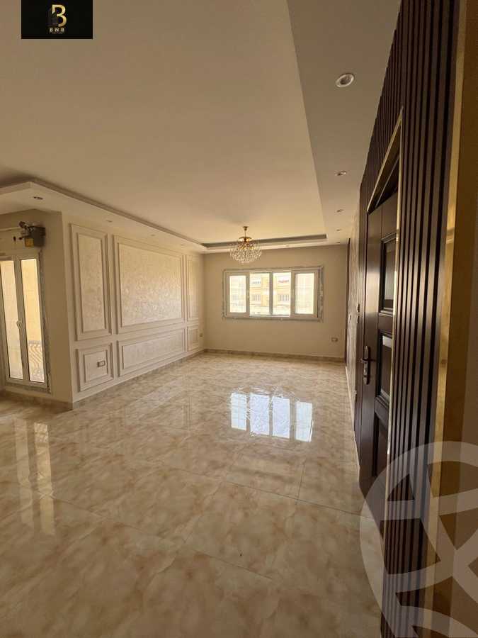 https://aqarmap.com.eg/en/listing/5090255-for-rent-cairo-new-cairo-compounds-mountain-view-hyde-park