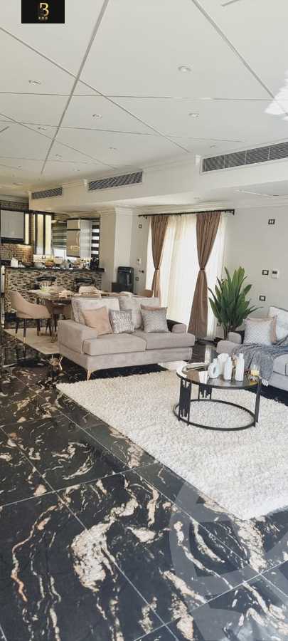 https://aqarmap.com.eg/ar/listing/5234635-for-rent-cairo-new-cairo-compounds-hyde-park-centre-ville-hyde-park