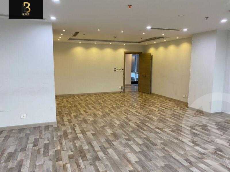 https://aqarmap.com.eg/en/listing/5250989-for-rent-cairo-new-cairo-90th-street-90th-between-cairo-festival-city-and-mountain-view-roundabout
