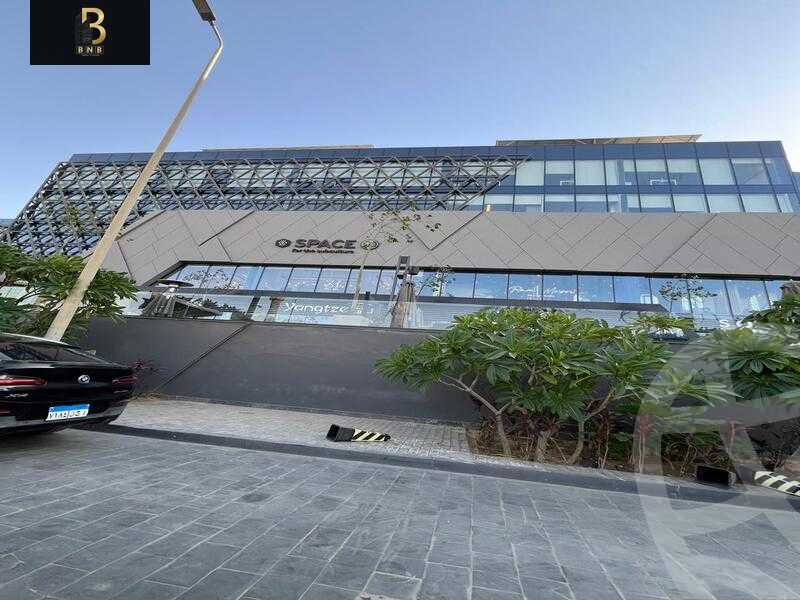 https://aqarmap.com.eg/en/listing/5280154-for-rent-cairo-new-cairo-90th-street-90th-between-cairo-festival-city-and-mountain-view-roundabout