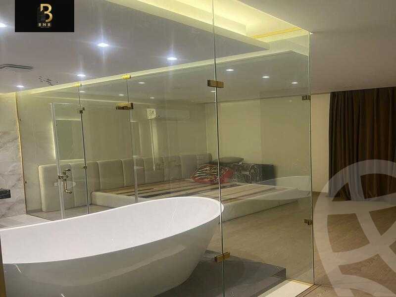 https://aqarmap.com.eg/ar/listing/5340780-for-rent-cairo-new-cairo-compounds-hyde-park-centre-ville-hyde-park