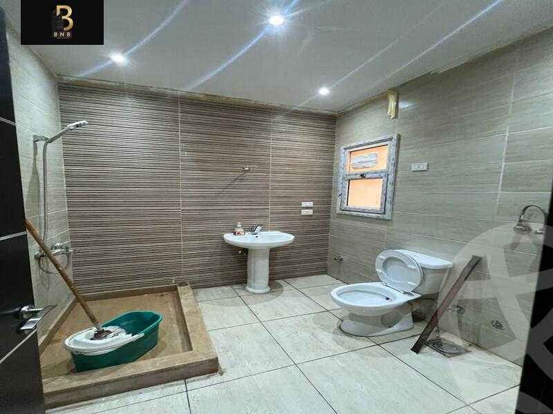 https://aqarmap.com.eg/en/listing/5412911-for-rent-cairo-new-cairo-compounds-les-rois