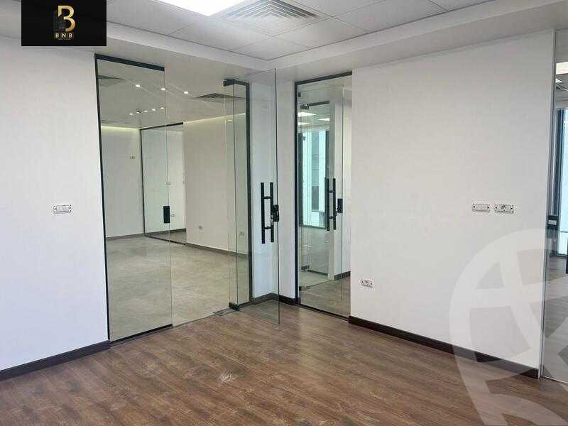https://aqarmap.com.eg/en/listing/5428942-for-rent-cairo-new-cairo-compounds-hyde-park-centre-ville-hyde-park
