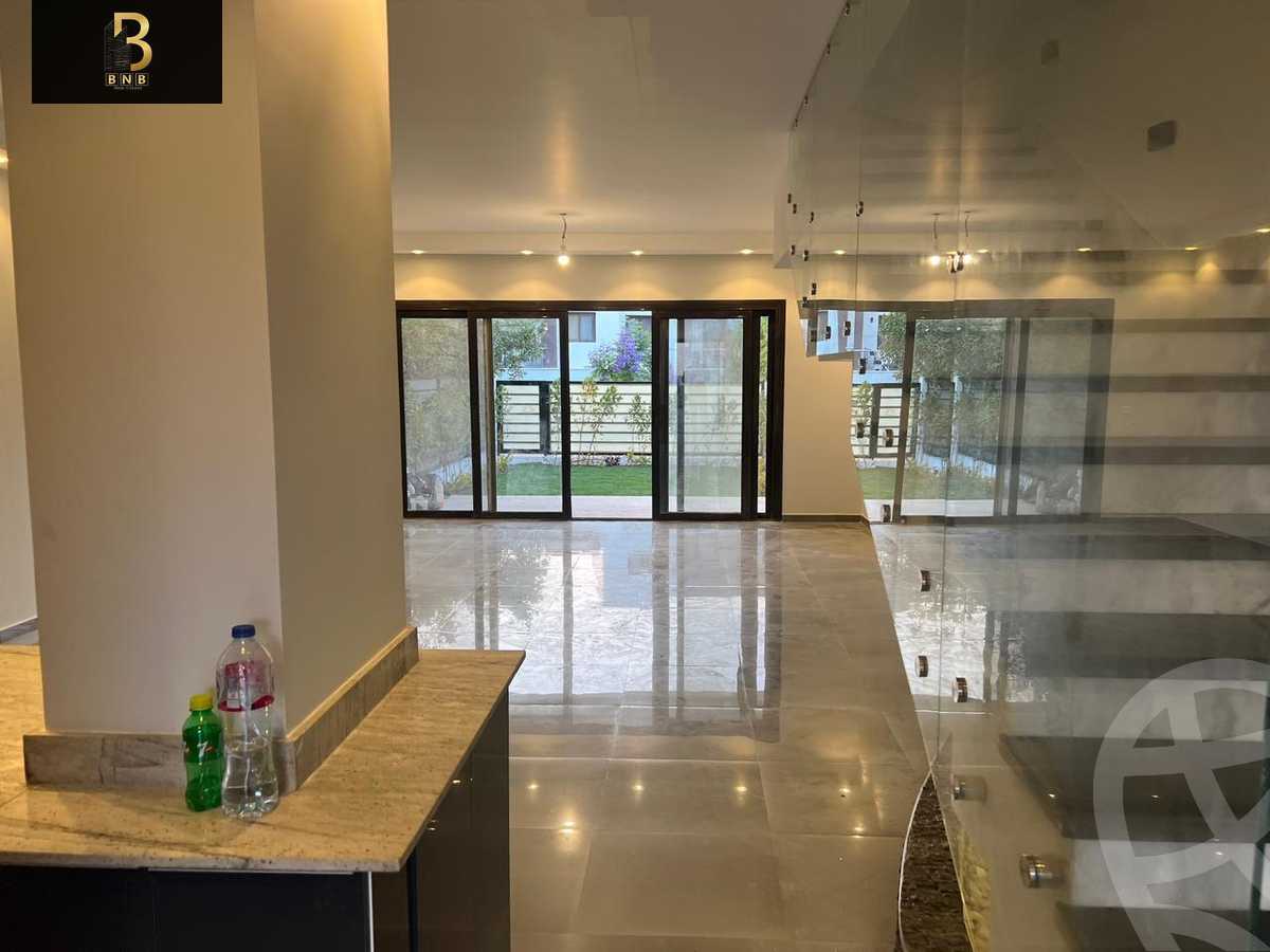 https://aqarmap.com.eg/ar/listing/5435886-for-rent-cairo-new-cairo-compounds-hyde-park-centre-ville-hyde-park