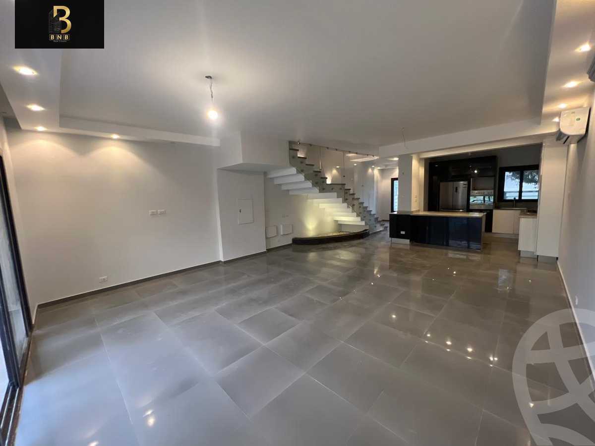 https://aqarmap.com.eg/ar/listing/5435886-for-rent-cairo-new-cairo-compounds-hyde-park-centre-ville-hyde-park
