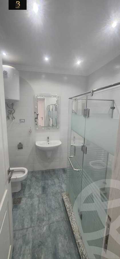 https://aqarmap.com.eg/en/listing/5469532-for-rent-cairo-new-cairo-compounds-villette-kmbwnd-sky-kwndwz-swdyk-villette