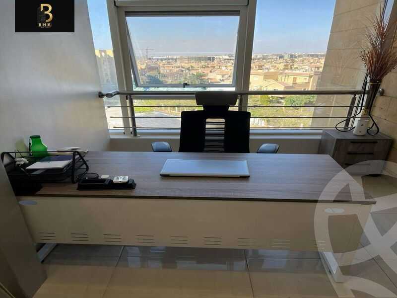 https://aqarmap.com.eg/en/listing/5686250-for-rent-cairo-new-cairo-compounds-byrl-d-rw