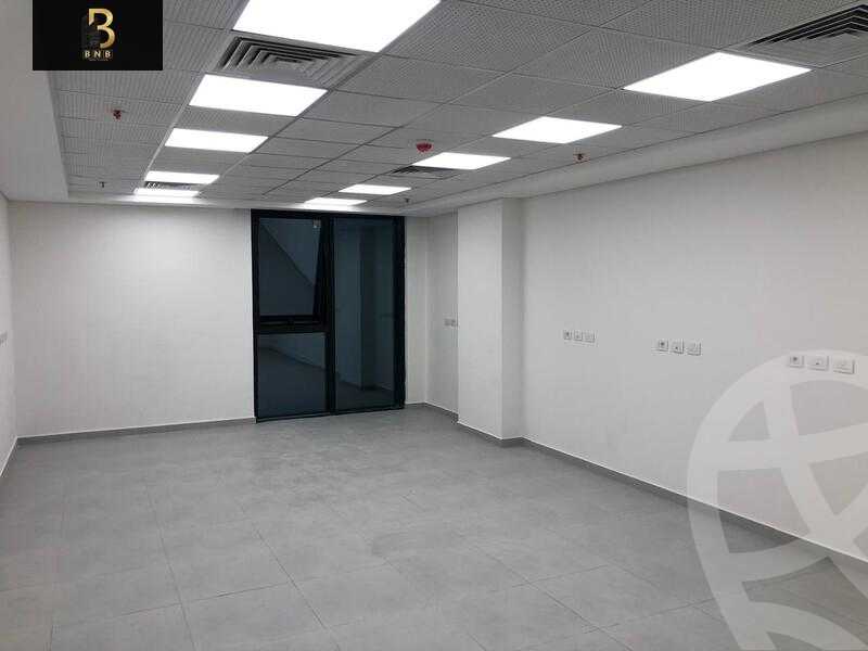 https://aqarmap.com.eg/en/listing/5731255-for-rent-cairo-new-cairo-compounds-hyde-park-centre-ville-hyde-park