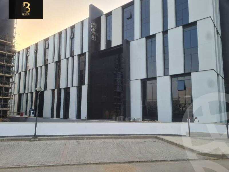https://aqarmap.com.eg/ar/listing/5751404-for-rent-cairo-new-cairo-compounds-hyde-park-business-district