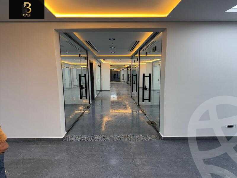 https://aqarmap.com.eg/en/listing/5774888-for-rent-cairo-new-cairo-compounds-hyde-park-centre-ville-hyde-park