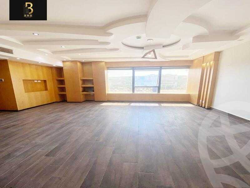 https://aqarmap.com.eg/en/listing/5776351-for-rent-cairo-new-cairo-compounds-wn-nynty-mwl-lndmrk-sbwr