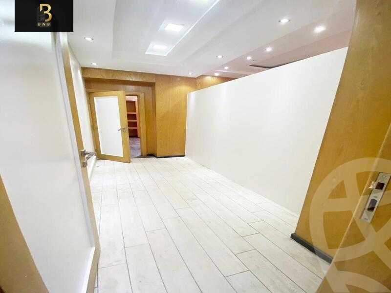 https://aqarmap.com.eg/en/listing/5776351-for-rent-cairo-new-cairo-compounds-wn-nynty-mwl-lndmrk-sbwr