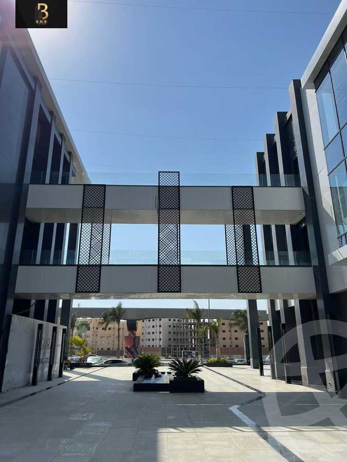 https://aqarmap.com.eg/en/listing/5777146-for-rent-cairo-new-cairo-compounds-jwr-kwmyrshyl-kwmblks-makeplace
