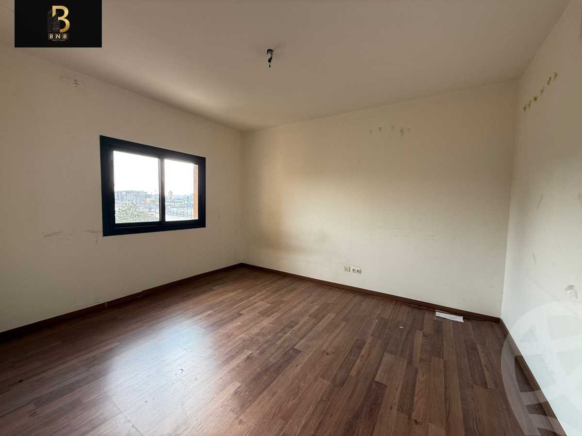https://aqarmap.com.eg/ar/listing/5779558-for-rent-cairo-new-cairo-compounds-mivida-mivida-parcel
