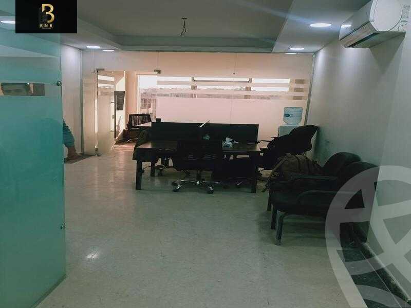 https://aqarmap.com.eg/en/listing/5794547-for-rent-cairo-new-cairo-compounds-les-rois