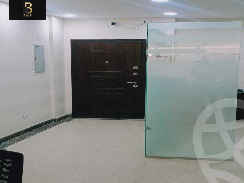https://aqarmap.com.eg/en/listing/5794547-for-rent-cairo-new-cairo-compounds-les-rois