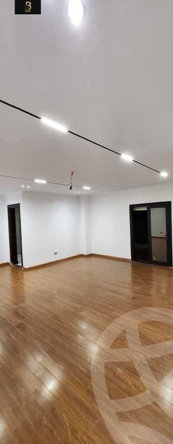 https://aqarmap.com.eg/ar/listing/5805917-for-rent-cairo-new-cairo-90th-street-northern-90th-street