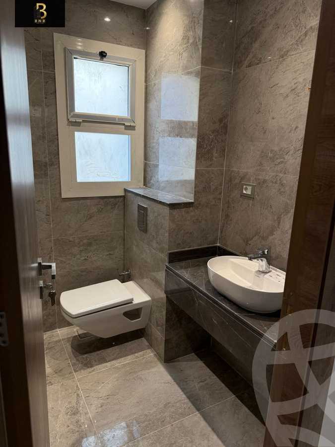 https://aqarmap.com.eg/ar/listing/5815299-for-rent-cairo-new-cairo-compounds-mivida-mivida-parcel