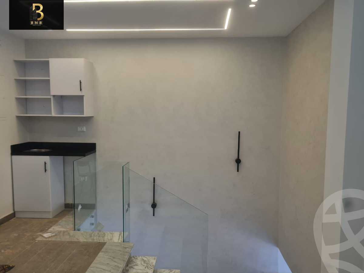 https://aqarmap.com.eg/ar/listing/5860990-for-rent-cairo-new-cairo-compounds-hyde-park-centre-ville-hyde-park