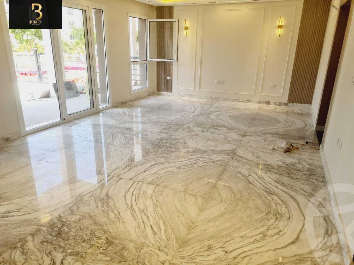 https://aqarmap.com.eg/ar/listing/5860990-for-rent-cairo-new-cairo-compounds-hyde-park-centre-ville-hyde-park