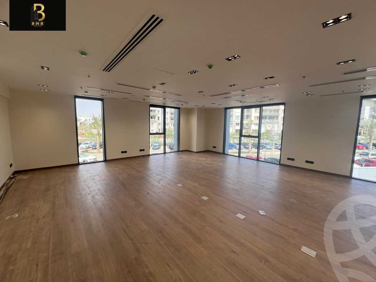 https://aqarmap.com.eg/en/listing/5868427-for-rent-cairo-new-cairo-compounds-hyde-park-business-district