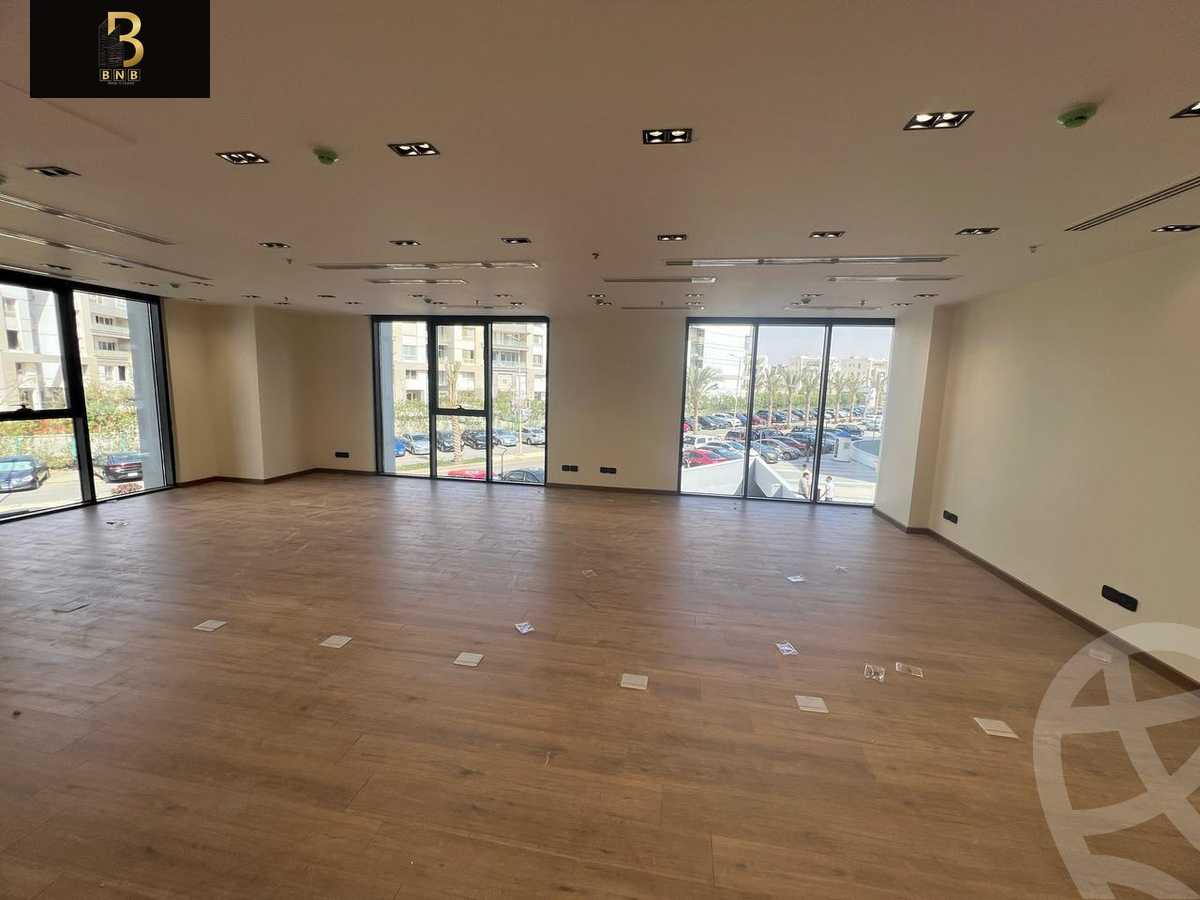 https://aqarmap.com.eg/en/listing/5868427-for-rent-cairo-new-cairo-compounds-hyde-park-business-district