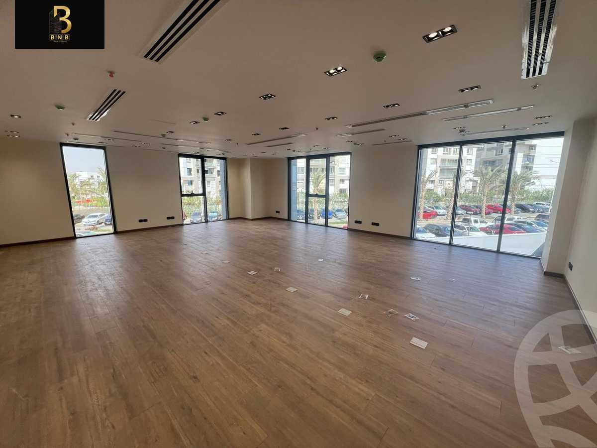 https://aqarmap.com.eg/en/listing/5868427-for-rent-cairo-new-cairo-compounds-hyde-park-business-district