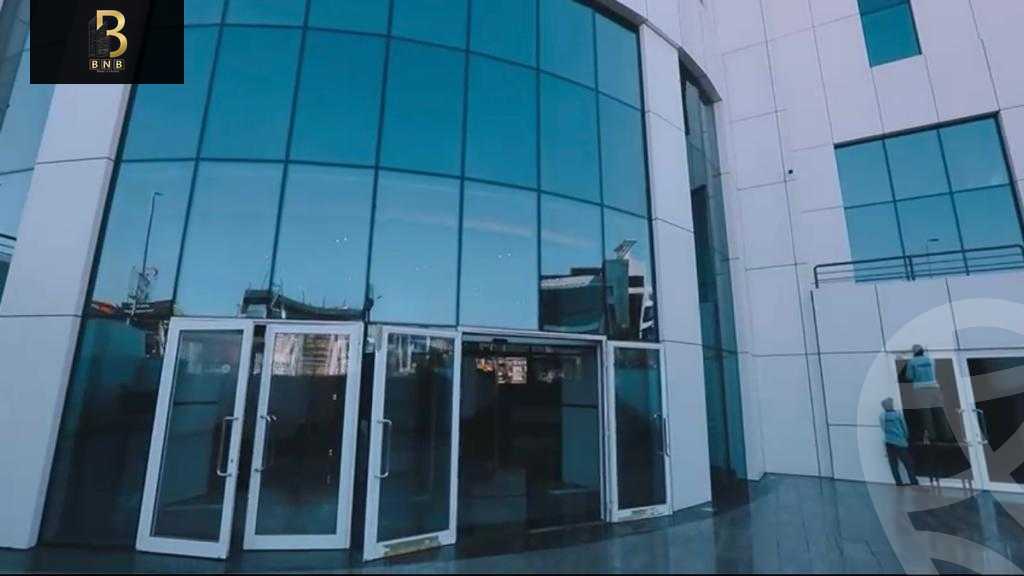 https://aqarmap.com.eg/ar/listing/5868546-for-rent-cairo-new-cairo-90th-street-northern-90th-street