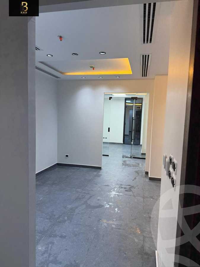 https://aqarmap.com.eg/ar/listing/5901187-for-rent-cairo-new-cairo-compounds-hyde-park-centre-ville-hyde-park