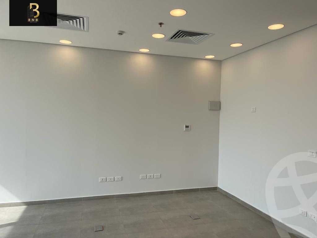 https://aqarmap.com.eg/en/listing/5901211-for-rent-cairo-new-cairo-compounds-jwr-kwmyrshyl-kwmblks-makeplace