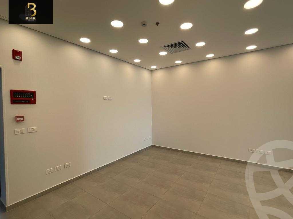 https://aqarmap.com.eg/en/listing/5901211-for-rent-cairo-new-cairo-compounds-jwr-kwmyrshyl-kwmblks-makeplace