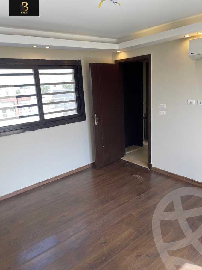 https://aqarmap.com.eg/ar/listing/5903884-for-rent-cairo-new-cairo-compounds-hyde-park-park-corner-hyde-park