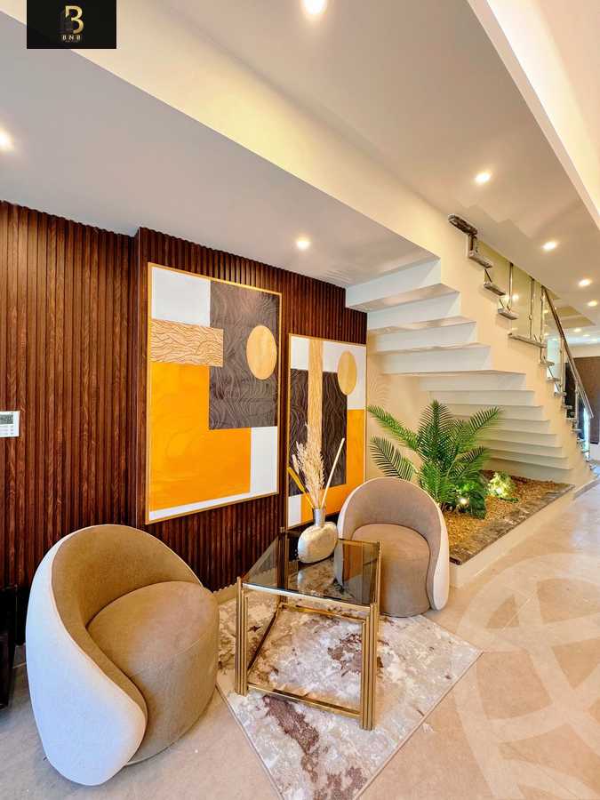 https://aqarmap.com.eg/ar/listing/5910599-for-rent-cairo-new-cairo-compounds-hyde-park-centre-ville-hyde-park