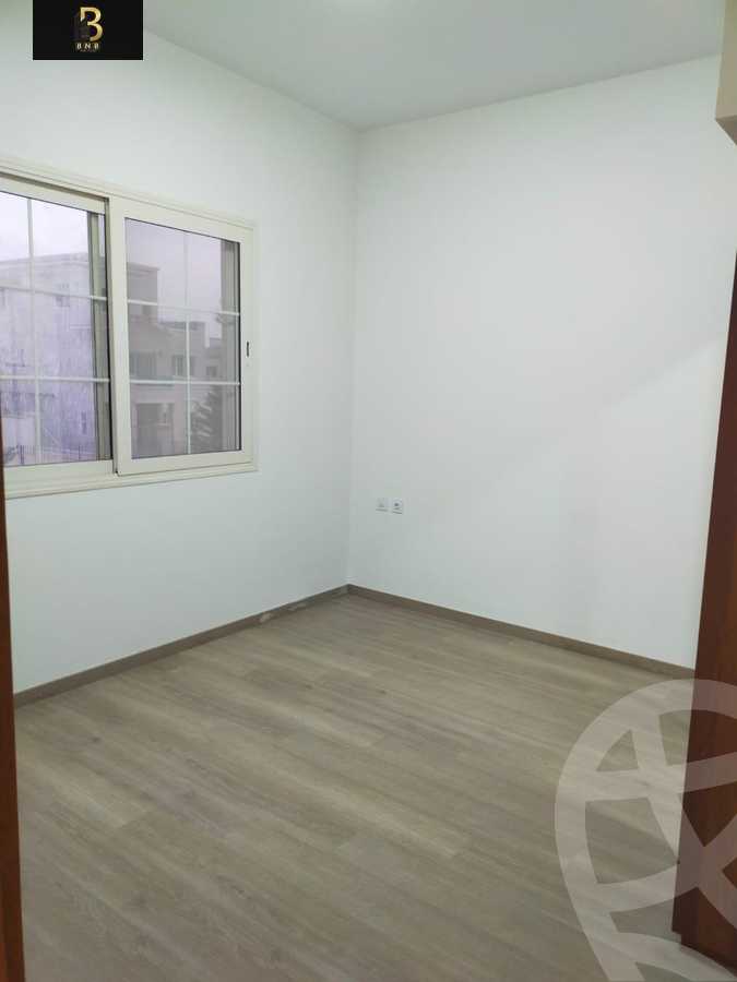 https://aqarmap.com.eg/ar/listing/5937229-for-rent-cairo-mokattam-compounds-uptown-cairo-the-street-of-dreams-uptown-cairo