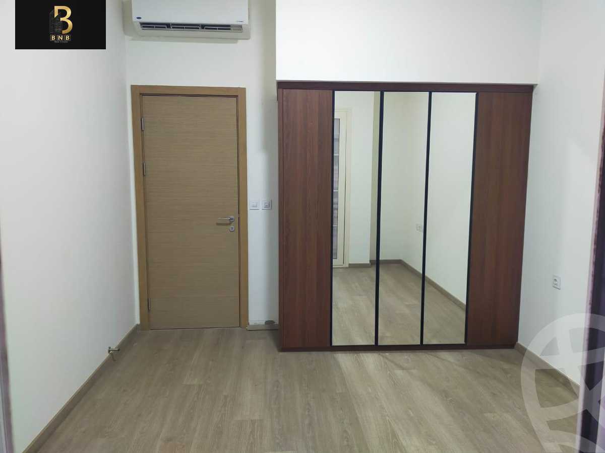 https://aqarmap.com.eg/ar/listing/5937229-for-rent-cairo-mokattam-compounds-uptown-cairo-the-street-of-dreams-uptown-cairo