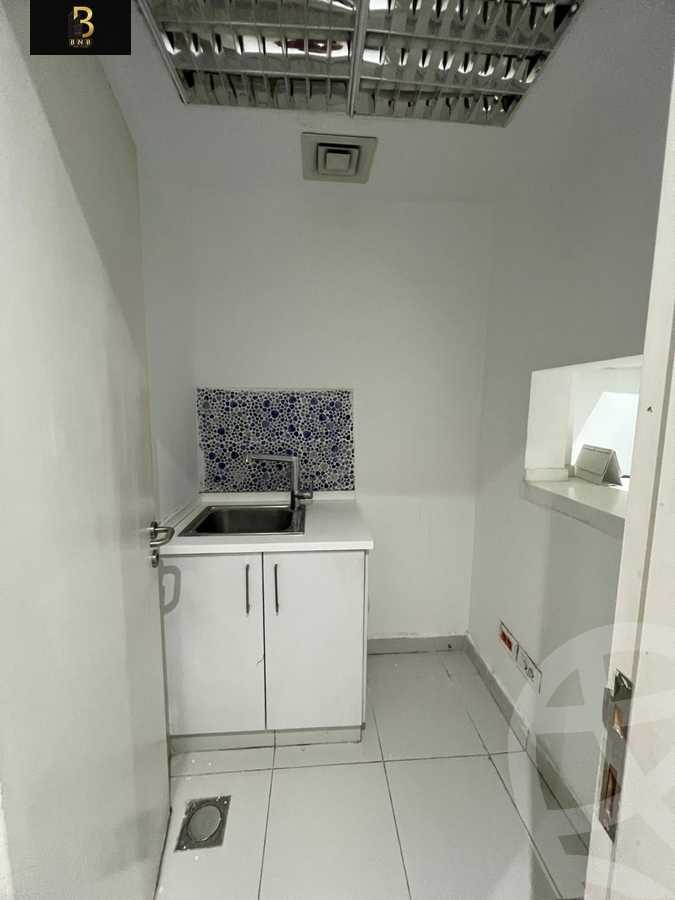 https://aqarmap.com.eg/ar/listing/5941002-for-rent-cairo-new-cairo-90th-street-south-teseen-st