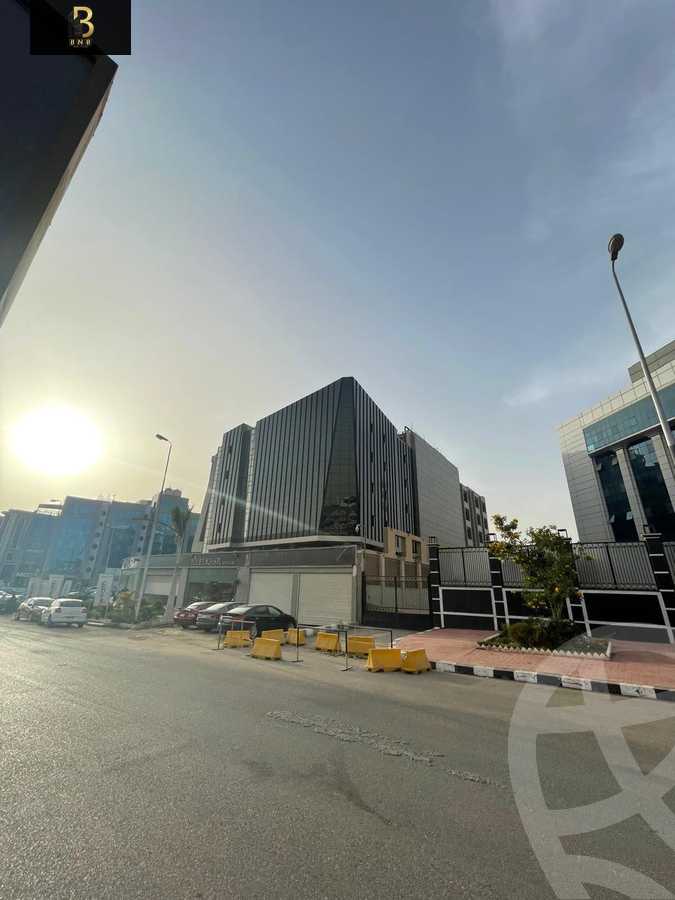 https://aqarmap.com.eg/en/listing/5944413-for-rent-cairo-new-cairo-90th-street-south-teseen-st