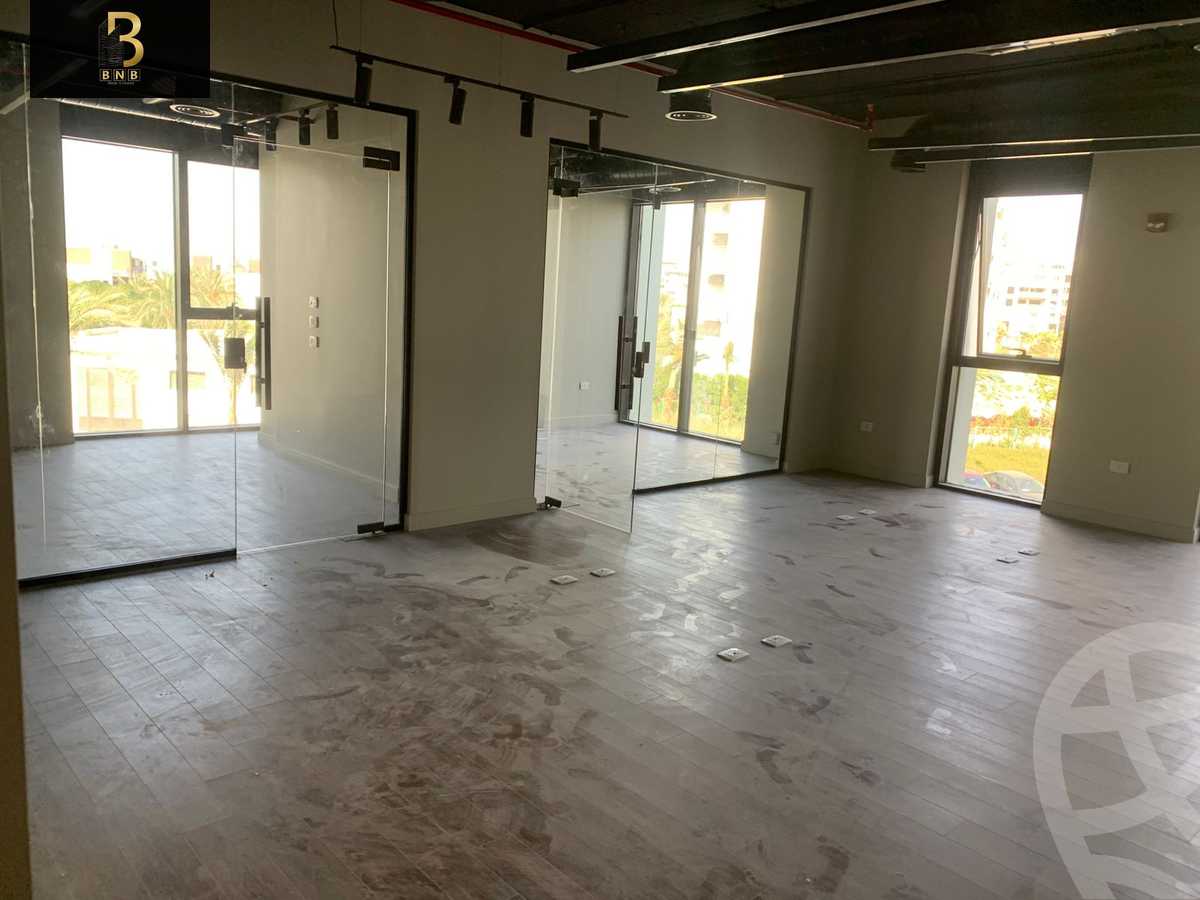 https://aqarmap.com.eg/en/listing/5948275-for-rent-cairo-new-cairo-compounds-hyde-park-centre-ville-hyde-park