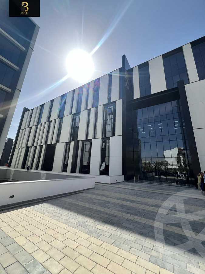 https://aqarmap.com.eg/en/listing/5948275-for-rent-cairo-new-cairo-compounds-hyde-park-centre-ville-hyde-park