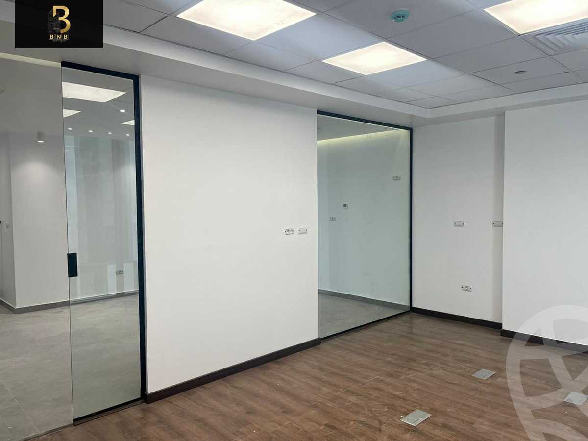 https://aqarmap.com.eg/en/listing/5963807-for-rent-cairo-new-cairo-compounds-hyde-park-centre-ville-hyde-park