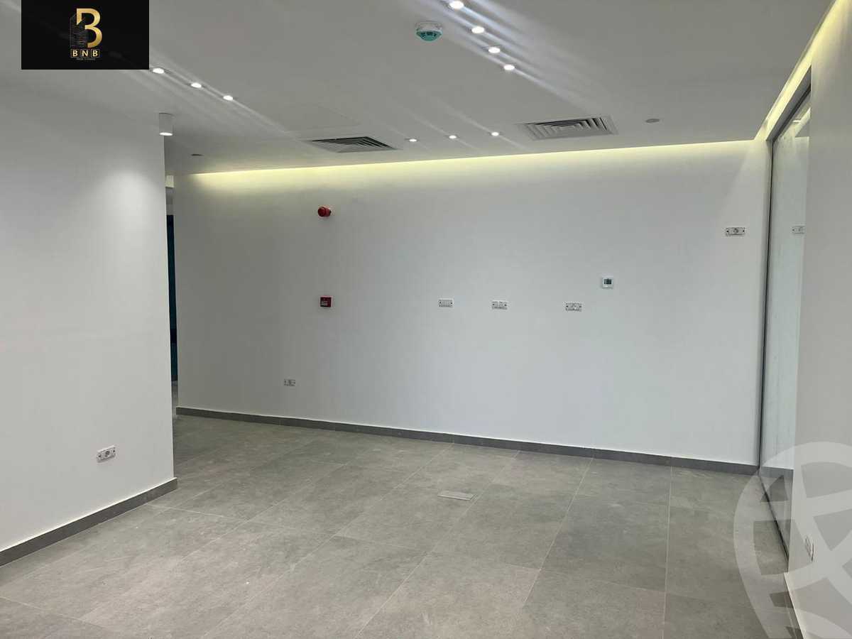 https://aqarmap.com.eg/en/listing/5963807-for-rent-cairo-new-cairo-compounds-hyde-park-centre-ville-hyde-park