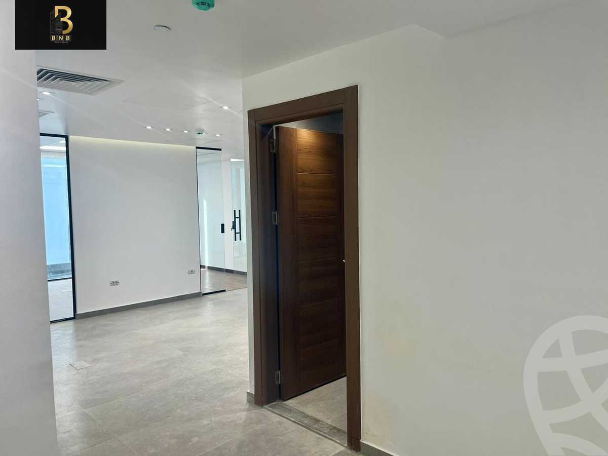 https://aqarmap.com.eg/en/listing/5963807-for-rent-cairo-new-cairo-compounds-hyde-park-centre-ville-hyde-park