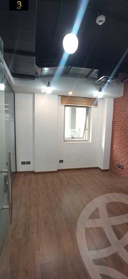 https://aqarmap.com.eg/en/listing/5967367-for-rent-cairo-new-cairo-90th-street-south-teseen-st