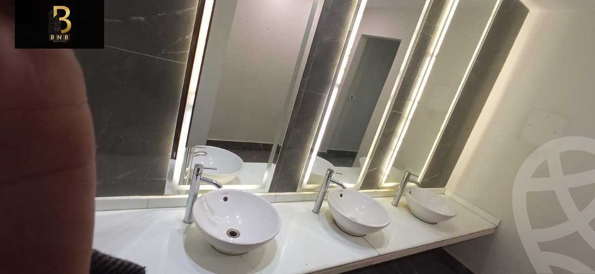 https://aqarmap.com.eg/en/listing/5967367-for-rent-cairo-new-cairo-90th-street-south-teseen-st