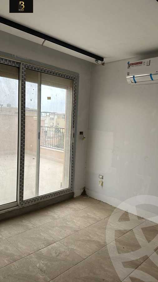 https://aqarmap.com.eg/ar/listing/5970954-for-rent-cairo-new-cairo-compounds-mivida-mivida-parcel