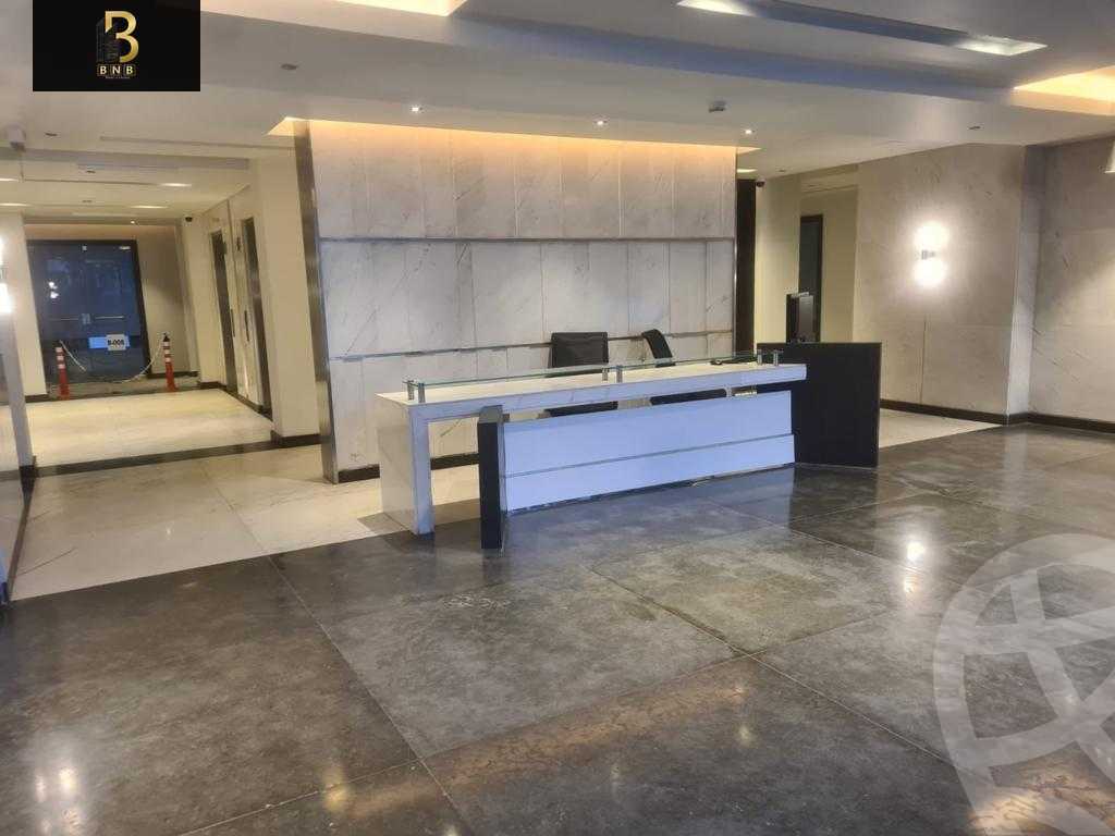 https://aqarmap.com.eg/ar/listing/6008784-for-rent-cairo-new-cairo-compounds-hyde-park-centre-ville-hyde-park